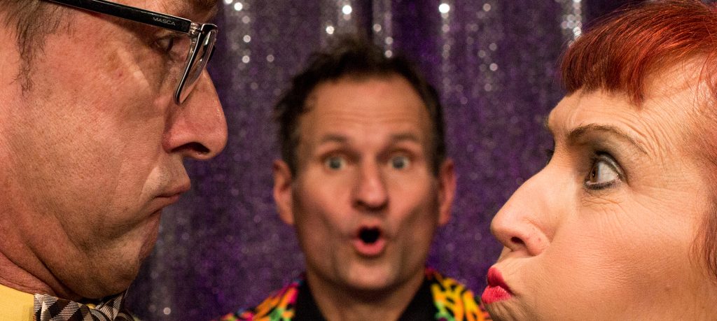 Mehr über den Artikel erfahren Spiele zum Theaterstück „Echt Jetzt?!“